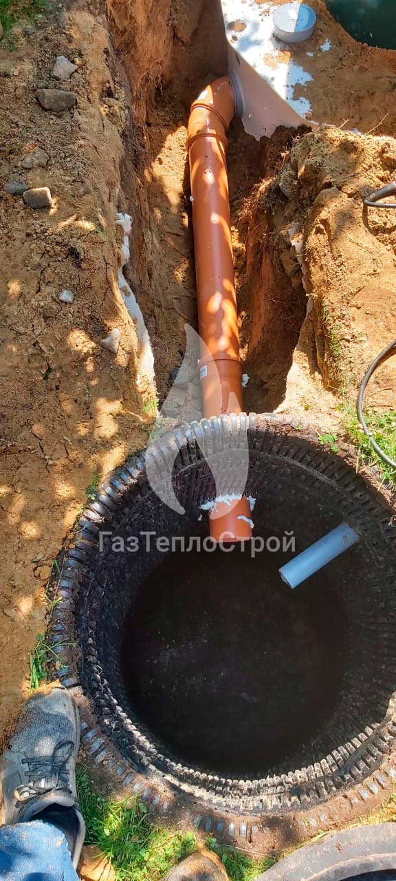 Фото септика с трубопроводом